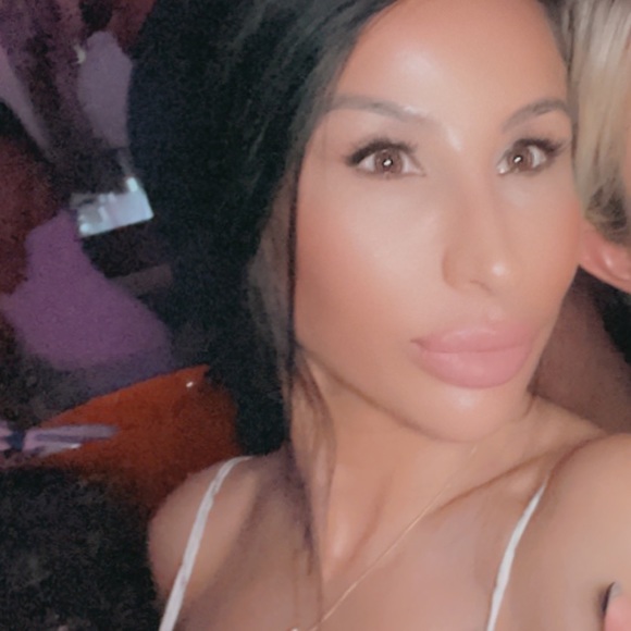 karenhinnaoui